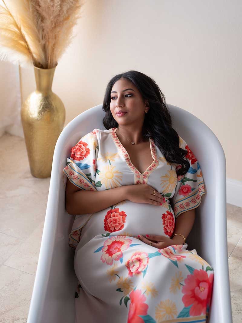 Maternity portrait — classic edit by Maternity Haus